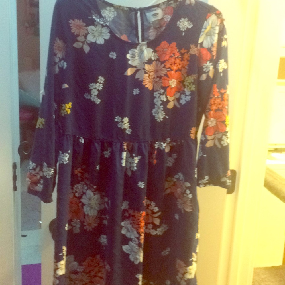 Navy dress